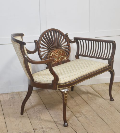 MAHOGANY SETTEE WITH FAN BACK AND FLORAL MARQUETRY - ADDITIONAL PHOTO 5