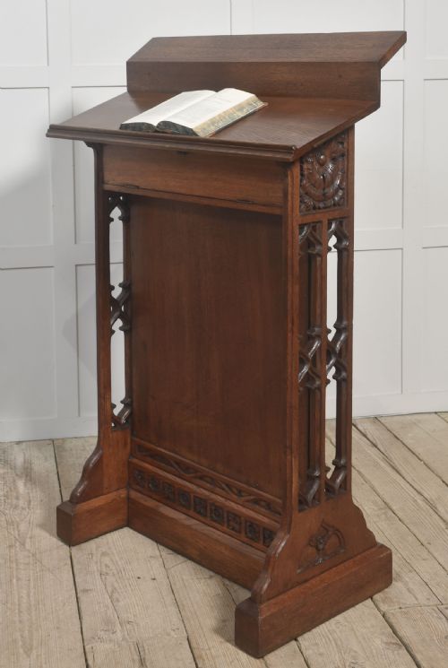 CARVED OAK LECTERN IN THE GOTHIC REVIVAL STYLE - ADDITIONAL PHOTO 7