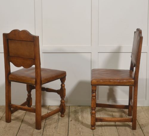 SET OF EIGHT OAK DINING CHAIRS WITH LEATHER UPHOLSTERY - ADDITIONAL PHOTO 5