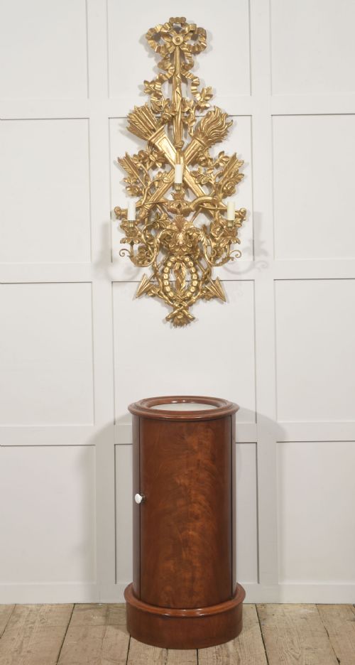 EARLY VICTORIAN FLAME MAHOGANY CIRCULAR BEDSIDE CABINET - ADDITIONAL PHOTO 1