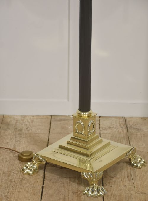 NEOCLASSICAL BRASS AND BLACK COLUMN STANDARD LAMP WITH ADJUSTABLE STEM - ADDITIONAL PHOTO 3