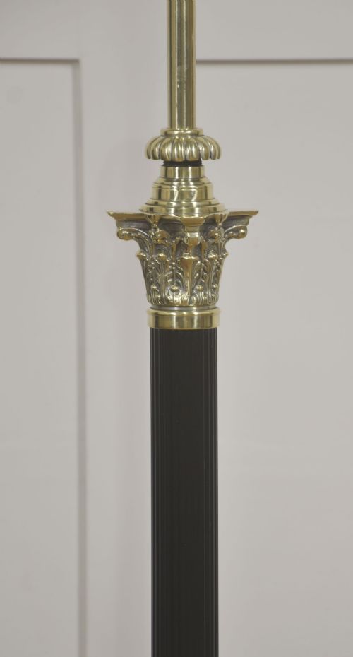 NEOCLASSICAL BRASS AND BLACK COLUMN STANDARD LAMP WITH ADJUSTABLE STEM - ADDITIONAL PHOTO 7