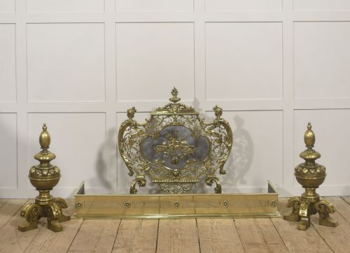 ROSETTE MOUNTED POLISHED BRASS FIRE FENDER - ADDITIONAL PHOTO 7