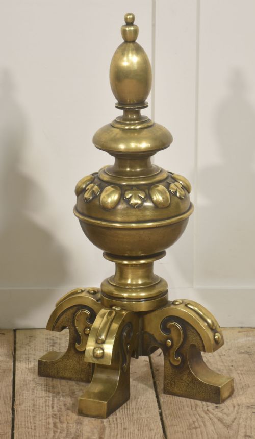 SUBSTANTIAL FINELY CAST PAIR OF BRASS FIRE DOGS - ADDITIONAL PHOTO 2