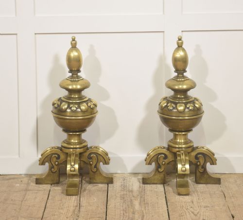 SUBSTANTIAL FINELY CAST PAIR OF BRASS FIRE DOGS - ADDITIONAL PHOTO 4