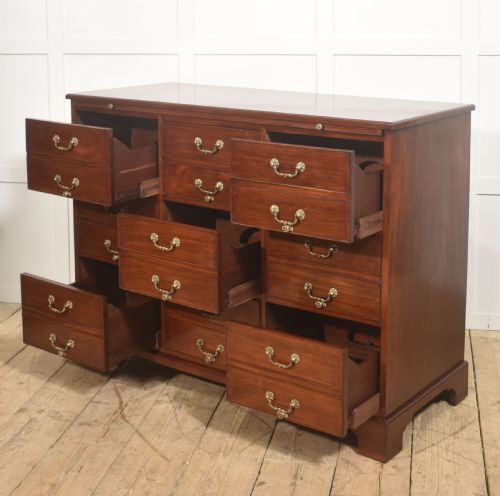 GEORGIAN STYLE MAHOGANY NINEDRAWER FILING CABINET - ADDITIONAL PHOTO 10