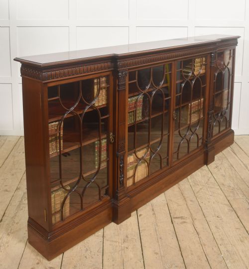 GEORGIAN STYLE MAHOGANY BREAKFRONT GLAZED BOOKCASE - ADDITIONAL PHOTO 14