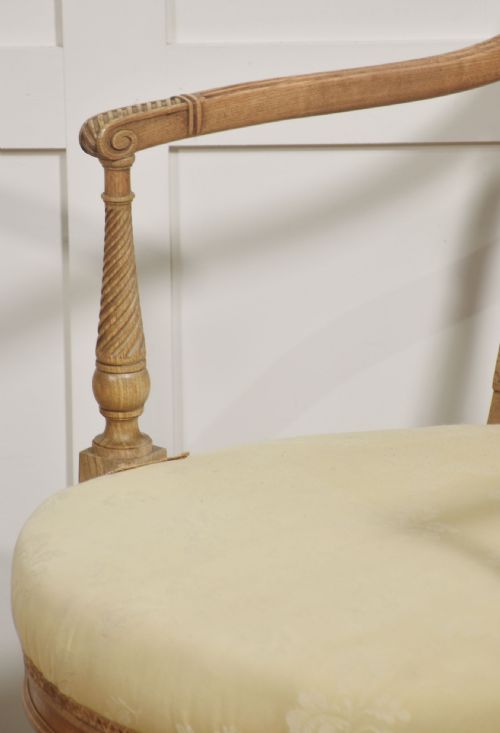 PAIR OF LIGHT MAHOGANY LYREBACK ARMCHAIRS - ADDITIONAL PHOTO 1