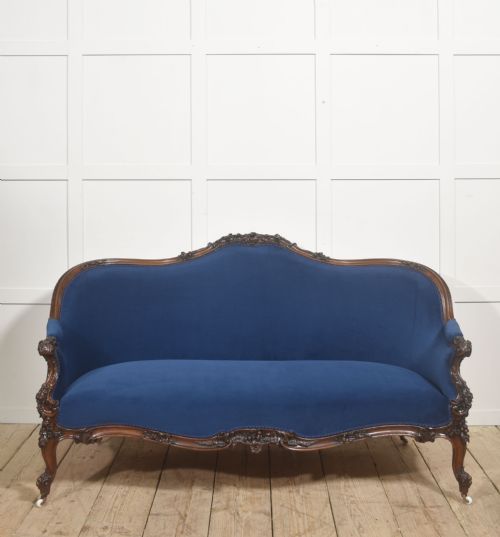 19TH CENTURY CARVED WALNUT SETTEE - ADDITIONAL PHOTO 5