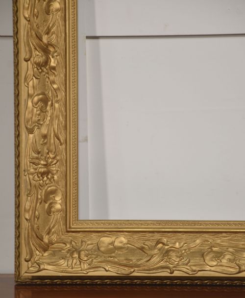 LARGE ART NOUVEAU STYLE GILTWOOD PICTURE FRAME - ADDITIONAL PHOTO 3
