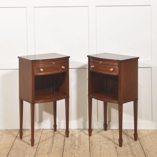 PAIR OF MAHOGANY BEDSIDE CABINETS - ADDITIONAL PHOTO 1