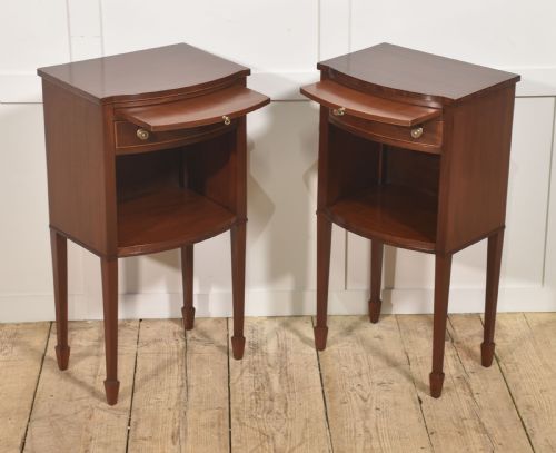 PAIR OF MAHOGANY BEDSIDE CABINETS - ADDITIONAL PHOTO 8
