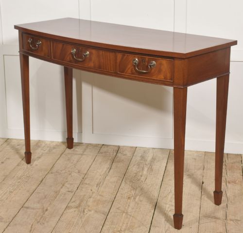 GEORGIAN STYLE MAHOGANY THREEDRAWER CONSOLE TABLE - ADDITIONAL PHOTO 7