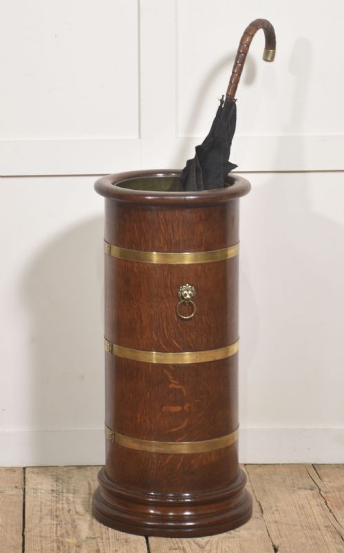 OAK BARREL UMBRELLA STAND WITH LION HEAD RING HANDLE - ADDITIONAL PHOTO 1
