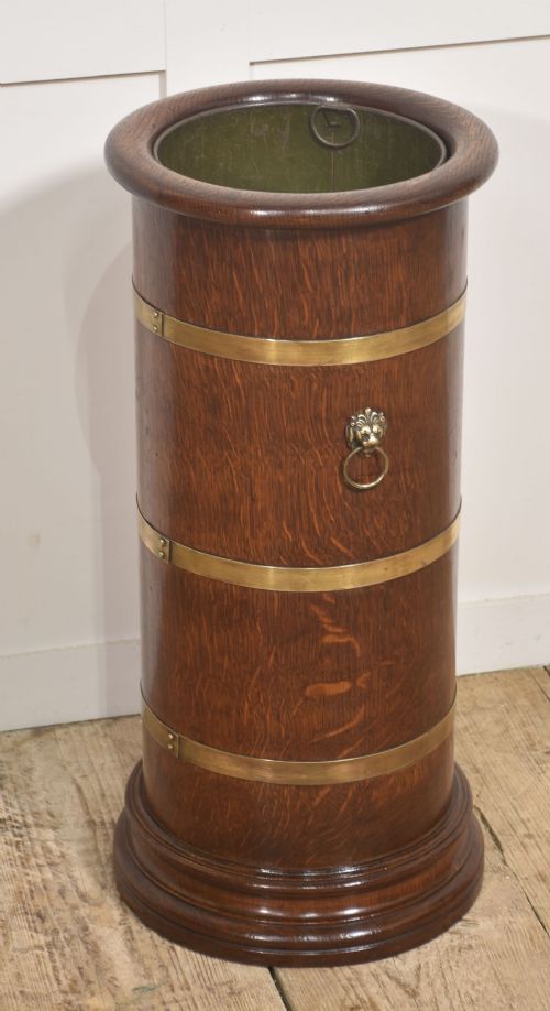 OAK BARREL UMBRELLA STAND WITH LION HEAD RING HANDLE - ADDITIONAL PHOTO 4