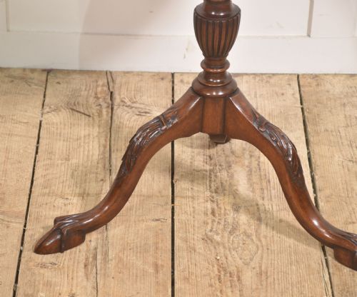 GEORGE III STYLE MAHOGANY TWOTIER SIDE TABLE - ADDITIONAL PHOTO 5