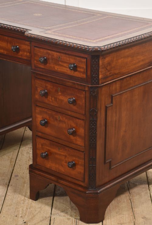 MAHOGANY PEDESTAL DESK - ADDITIONAL PHOTO 6