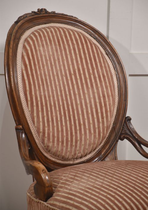 WALNUT OVAL BACK OPEN ARMCHAIR - ADDITIONAL PHOTO 4