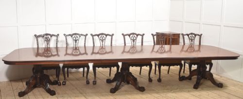 LARGE REGENCY REVIVAL TRIPLEPEDESTAL MAHOGANY DINING TABLE - ADDITIONAL PHOTO 13