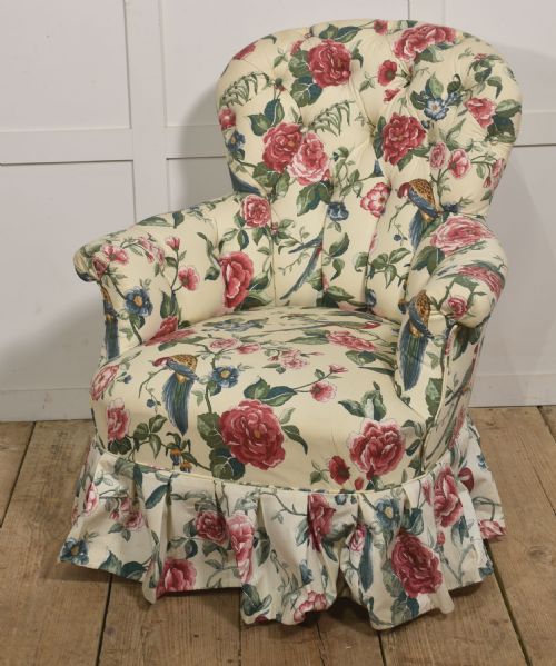 LATE 19TH CENTURY WALNUT FRAMED ARMCHAIR - ADDITIONAL PHOTO 1