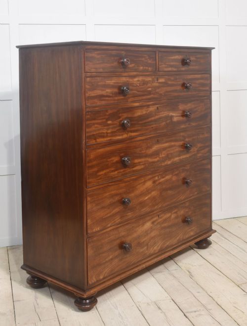 TALL MAHOGANY CHEST OF DRAWERS - ADDITIONAL PHOTO 3