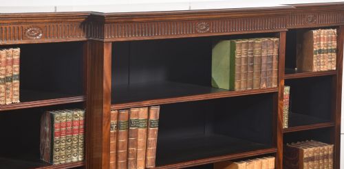 LARGE MAHOGANY BREAKFRONT LIBRARY BOOKCASE - ADDITIONAL PHOTO 5