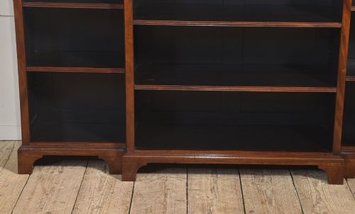 LARGE MAHOGANY BREAKFRONT LIBRARY BOOKCASE - ADDITIONAL PHOTO 10