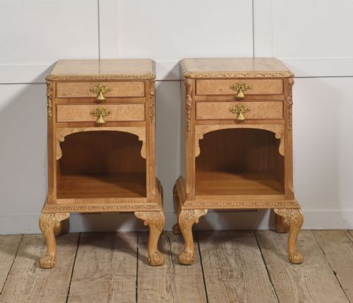 PAIR OF BURR WALNUT BEDSIDE CABINETS - ADDITIONAL PHOTO 5