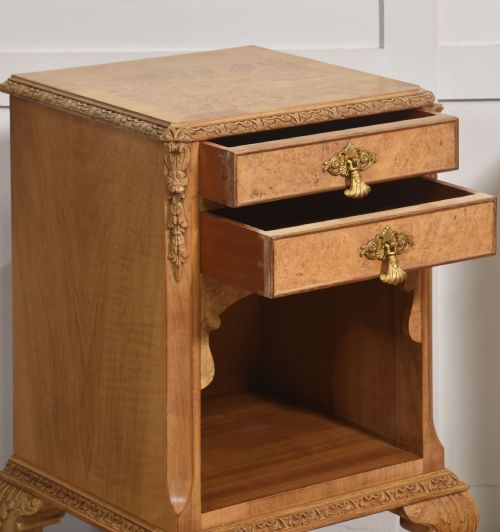 PAIR OF BURR WALNUT BEDSIDE CABINETS - ADDITIONAL PHOTO 7