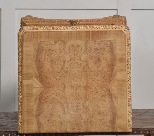 PAIR OF BURR WALNUT BEDSIDE CABINETS - ADDITIONAL PHOTO 9