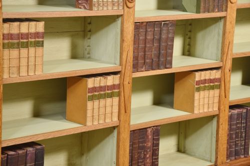 LARGE 19TH CENTURY OAK OPEN BOOKCASE - ADDITIONAL PHOTO 4