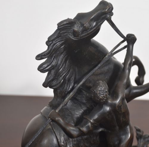 PAIR OF LATE 19TH CENTURY BRONZE FIGURES OF THE MARLY HORSES AFTER GUILLAUME COUSTOU - ADDITIONAL PHOTO 11