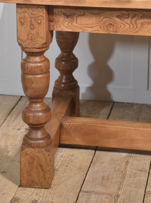 19TH CENTURY ELM REFECTORY DINING TABLE - ADDITIONAL PHOTO 4