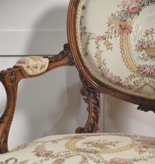 PAIR OF FINE QUALITY FRENCH WALNUT OPEN ARMCHAIRS - ADDITIONAL PHOTO 5