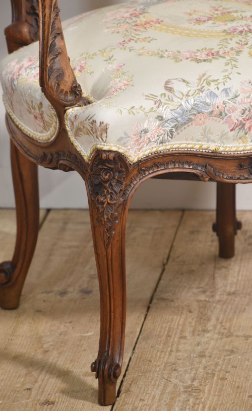PAIR OF FINE QUALITY FRENCH WALNUT OPEN ARMCHAIRS - ADDITIONAL PHOTO 6