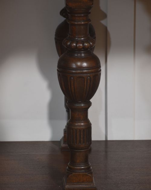 JACOBEAN STYLE OAK DRESSER BASE - ADDITIONAL PHOTO 2