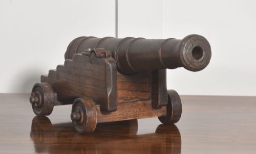 Cast-iron Signal Cannon on Oak Carriage