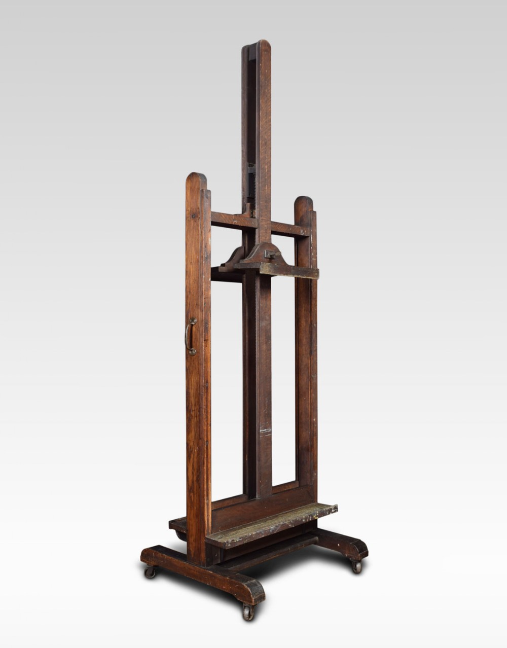 Oak artist’s adjustable studio easel