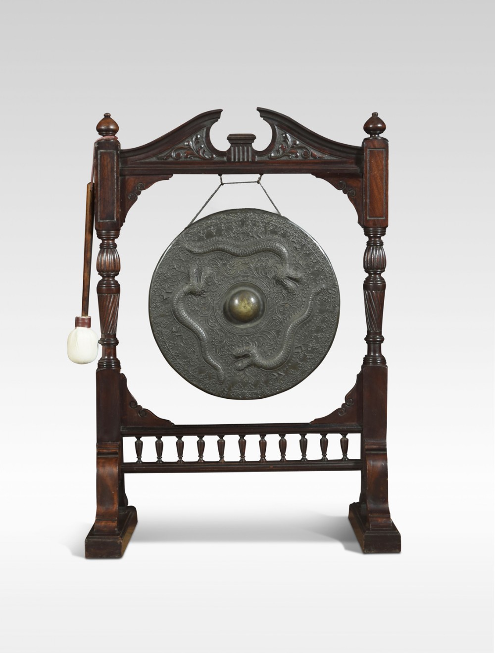 Early 20th century walnut framed floor standing dinner gong