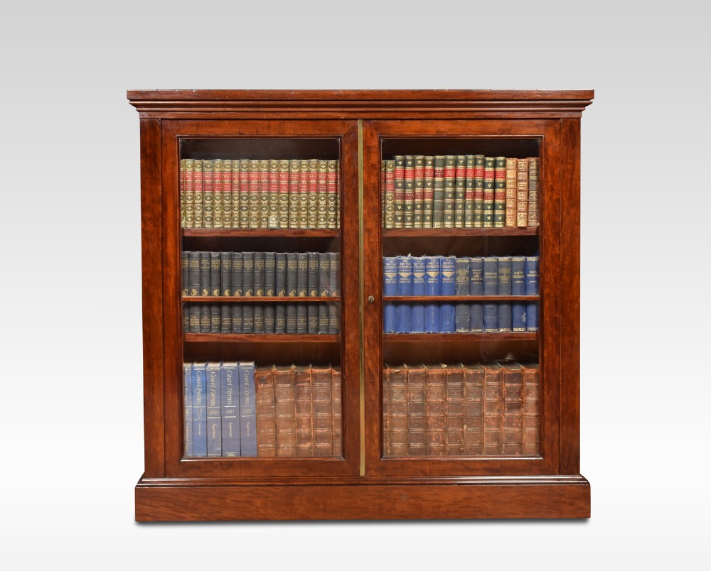 Georgian figured mahogany dwarf bookcase