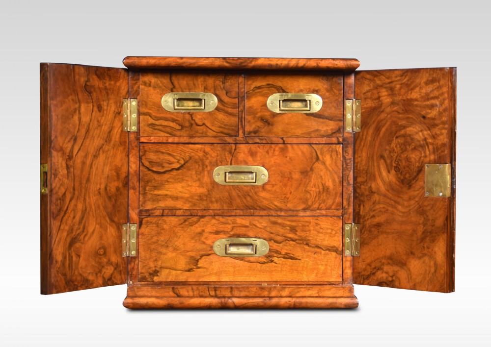 Late Victorian figured walnut humidor