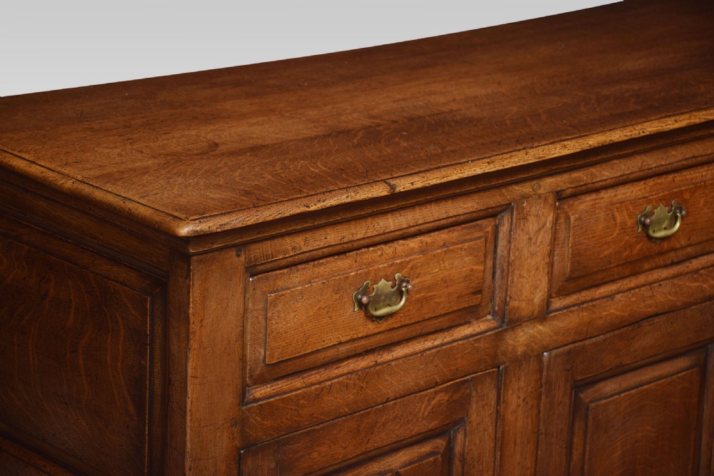 Three drawer oak dresser base View V