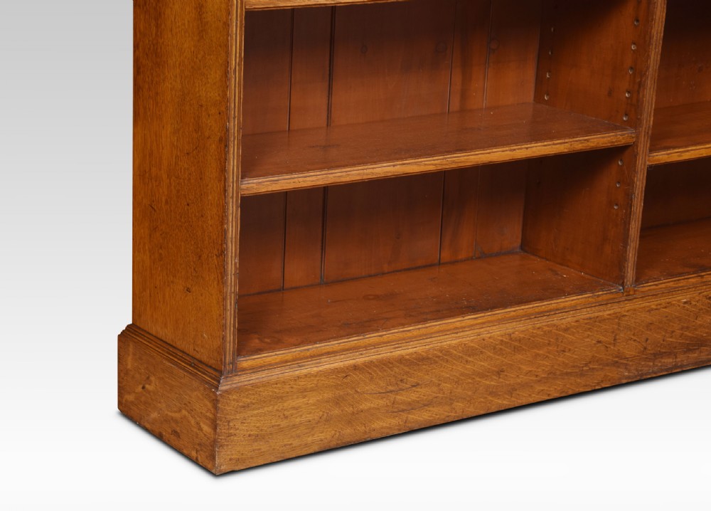 Oak open bookcase View IV