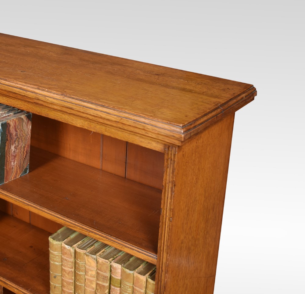Oak open bookcase View VI