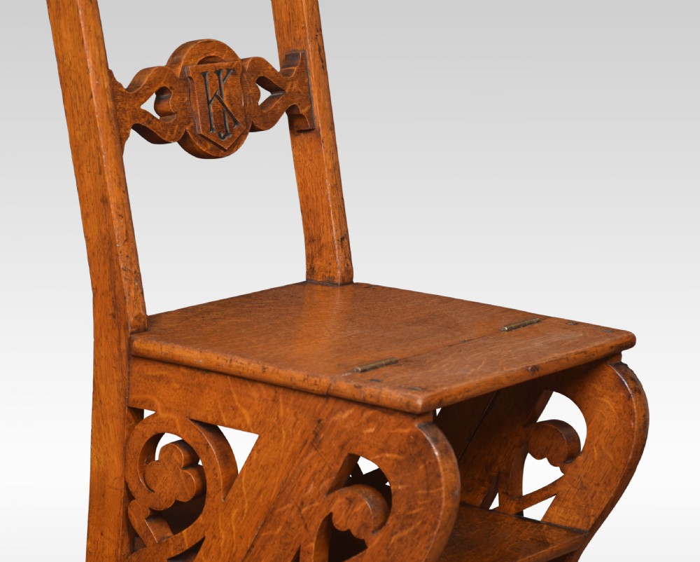 Oak metamorphic library chair View VIII