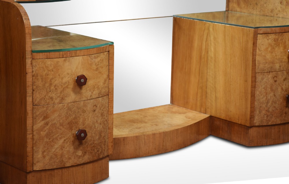 Art Deco Dressing table View VI