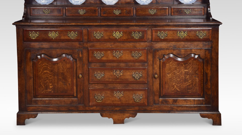 18th century style oak dresser View V