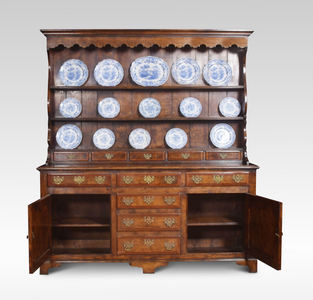 18th century style oak dresser View IX