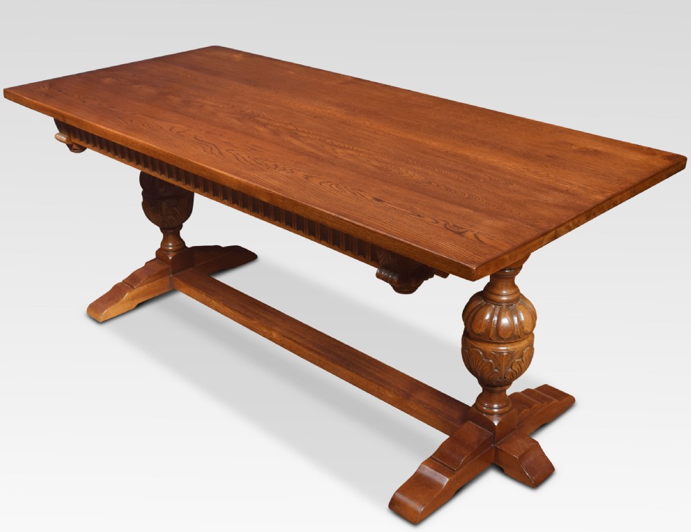 Oak refectory table View IV