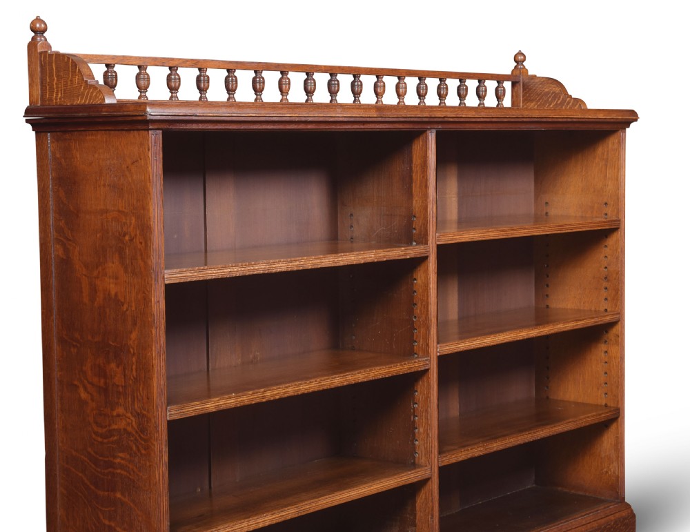 Oak open bookcase View II